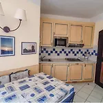 Casa Arrosa - 200 Mt Dal Mare *